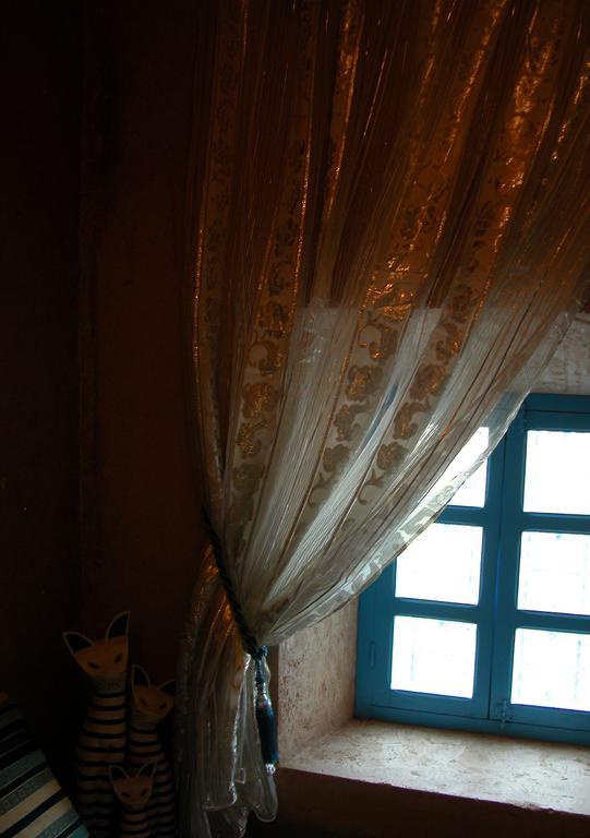 Kasbah Iswan Bed & Breakfast Kelaat-M'Gouna Eksteriør bilde